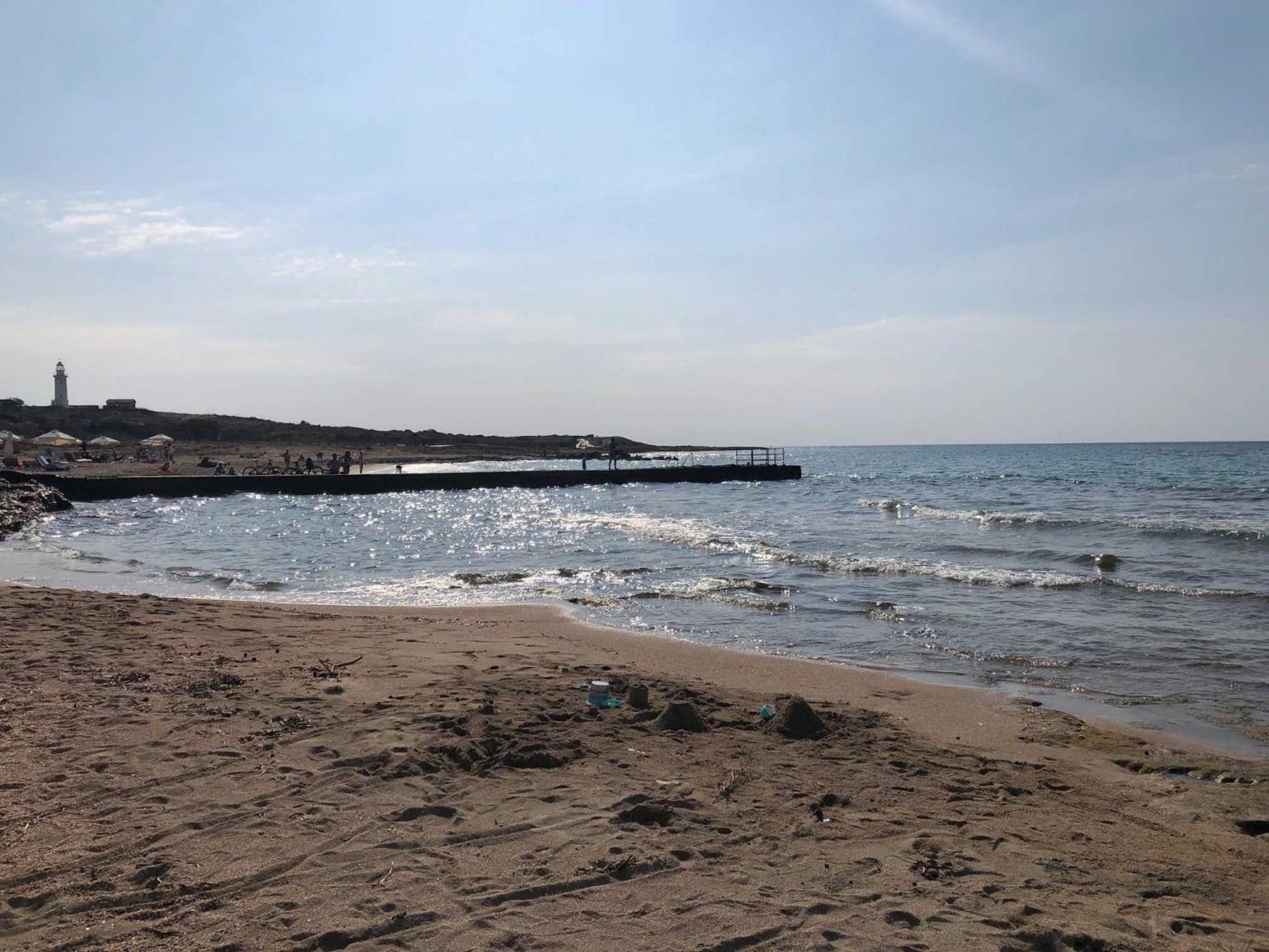Lighthouse Beach - 3Br Seafront Apt 50M To Beach With Sea Views - Sleeps 6 * Paphos